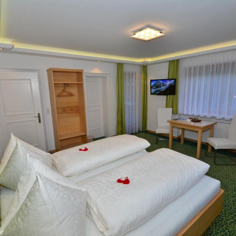 Haus Elisabeth - Doppelzimmer mit Balkon - 14