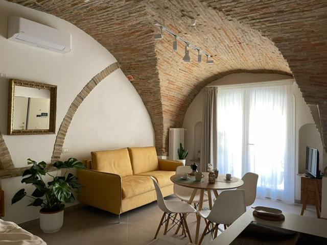 Residenze Aimone - One-Bedroom Apartment - 17