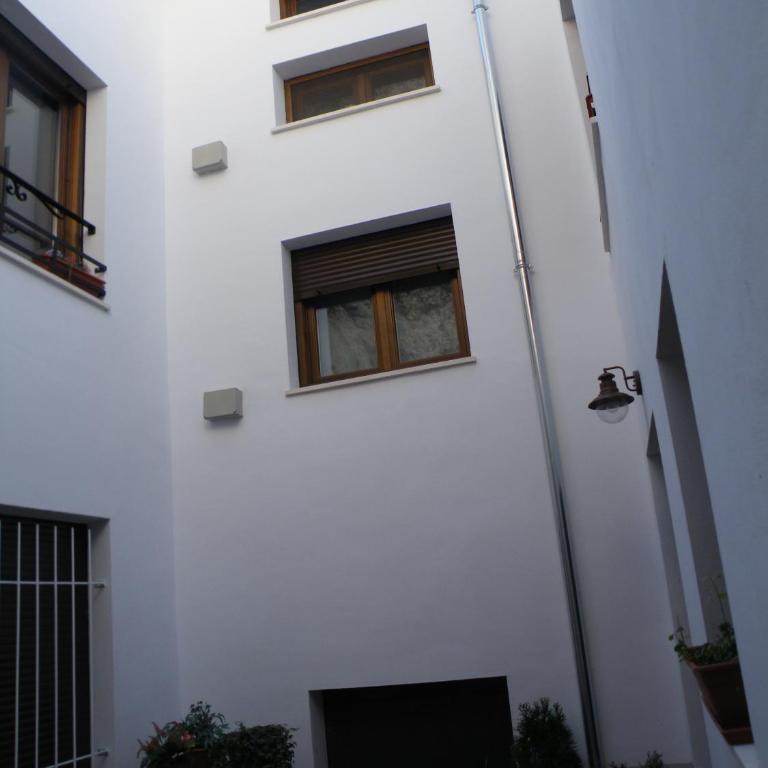 Hostal La Ribera del Júcar - Quadruple Room - 3