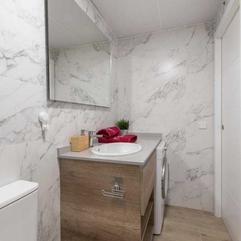 4Torres Homes - Laura - One-Bedroom Apartment - 13
