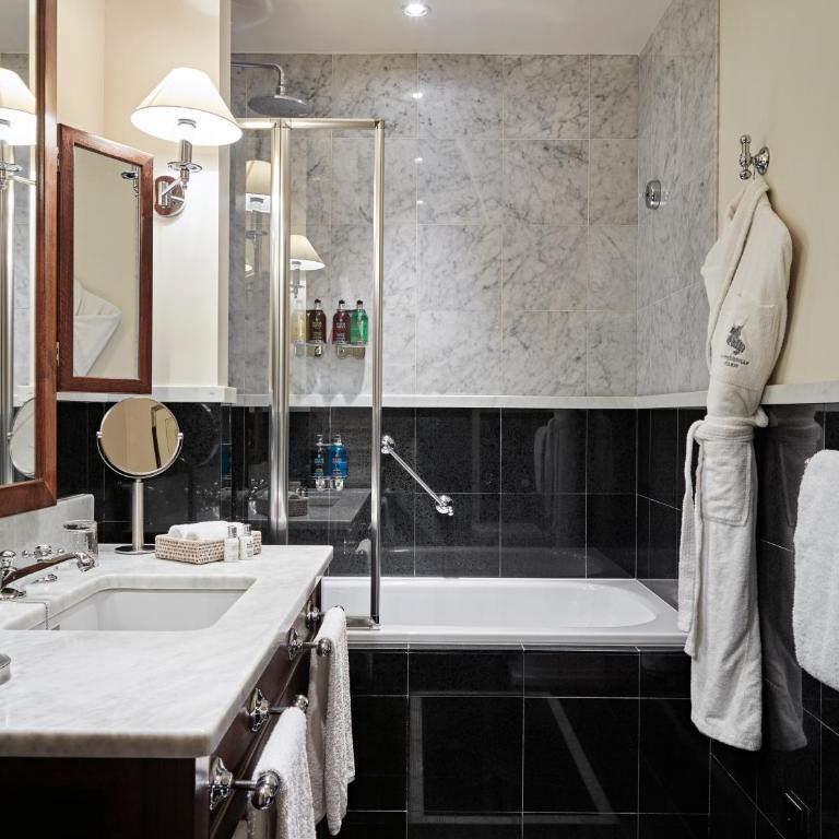 La Tremoille Paris - Standard Doppelzimmer - 10