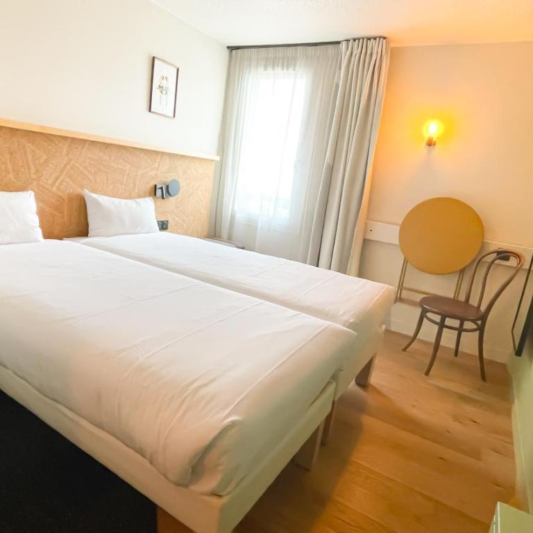 Greet Hotel Colmar - Chambre Lits Jumeaux Pop - 10