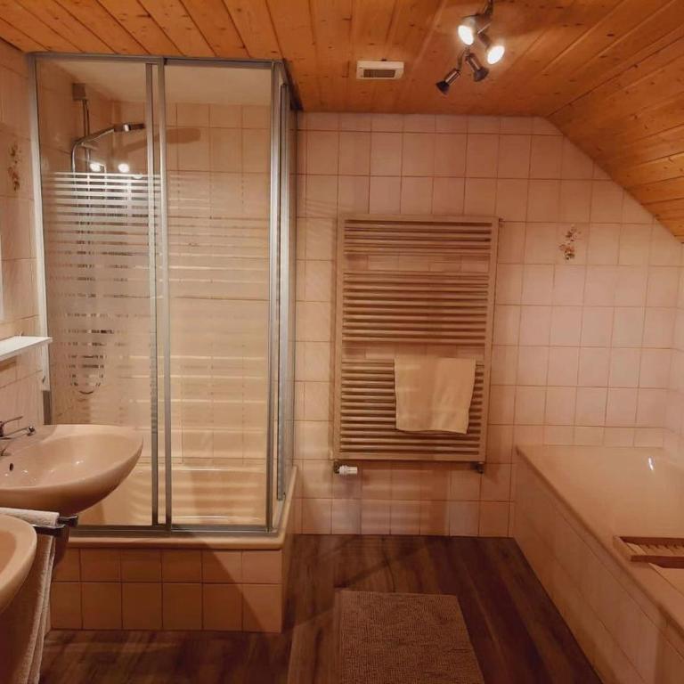 Ferienwohnungen Rössle - Apartment mit 3 Schlafzimmern - 16