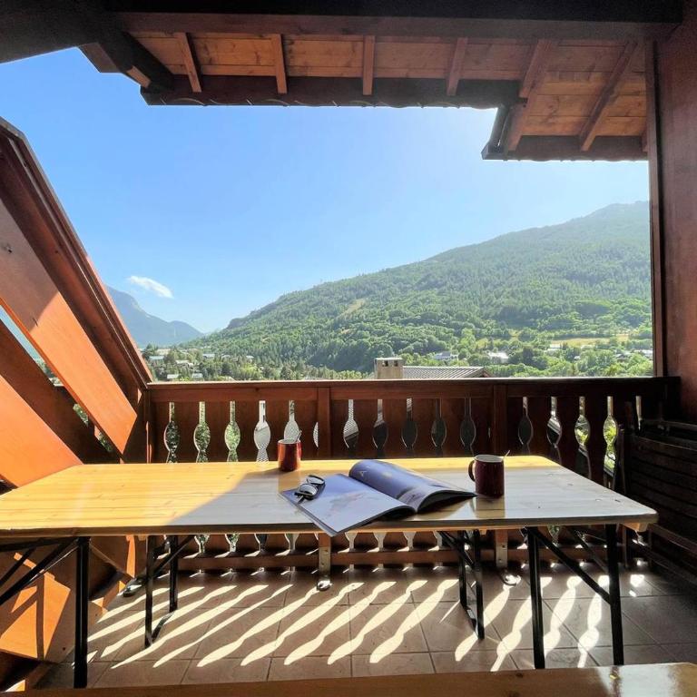 Duplex 64m² 5 pièces, 8 pers., Parking, animaux bienvenus - Briançon - FR-1-330C-132 - Appartement - 1