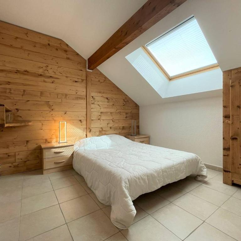 Duplex 64m² 5 pièces, 8 pers., Parking, animaux bienvenus - Briançon - FR-1-330C-132 - Appartement - 5