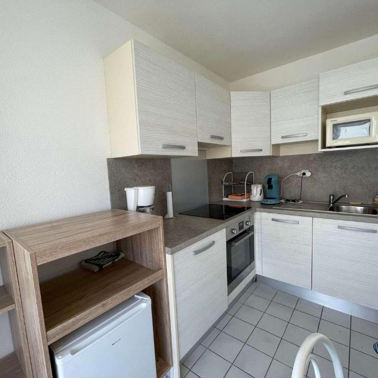 Appartement 3 pièces avec balcon, piscine et parking à proximité de la mer - 6 couchages - FR-1-224C-188 - Apartment (6 Erwachsene) - 7