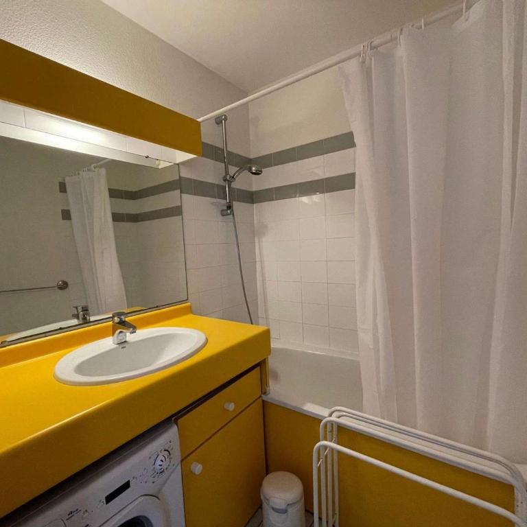 Appartement 3 pièces avec balcon, piscine et parking à proximité de la mer - 6 couchages - FR-1-224C-188 - Apartment (6 Erwachsene) - 12