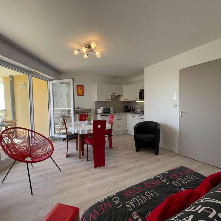 Appartement lumineux, piscine chauffée, parking privatif - FR-1-224C-305 - Apartment (6 Erwachsene) - 3