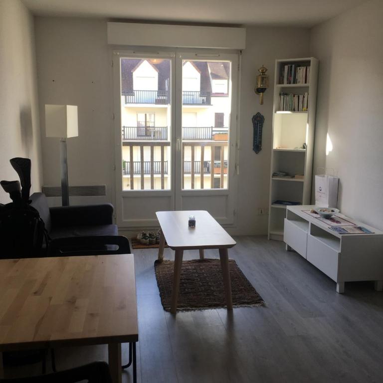 Cabourg: Appartement bord de mer, balcon, internet, parking - FR-1-487-313 - Apartment (2 Adults) - 3
