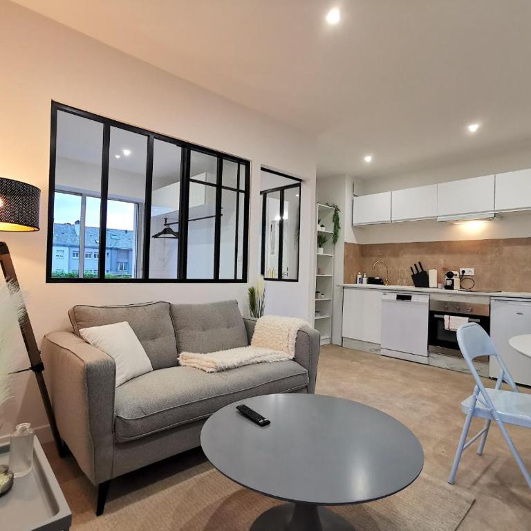 La Verrière - cocon lumineux & confort - balcon et parking gratuit sur place - Appartement 1 Chambre - 2