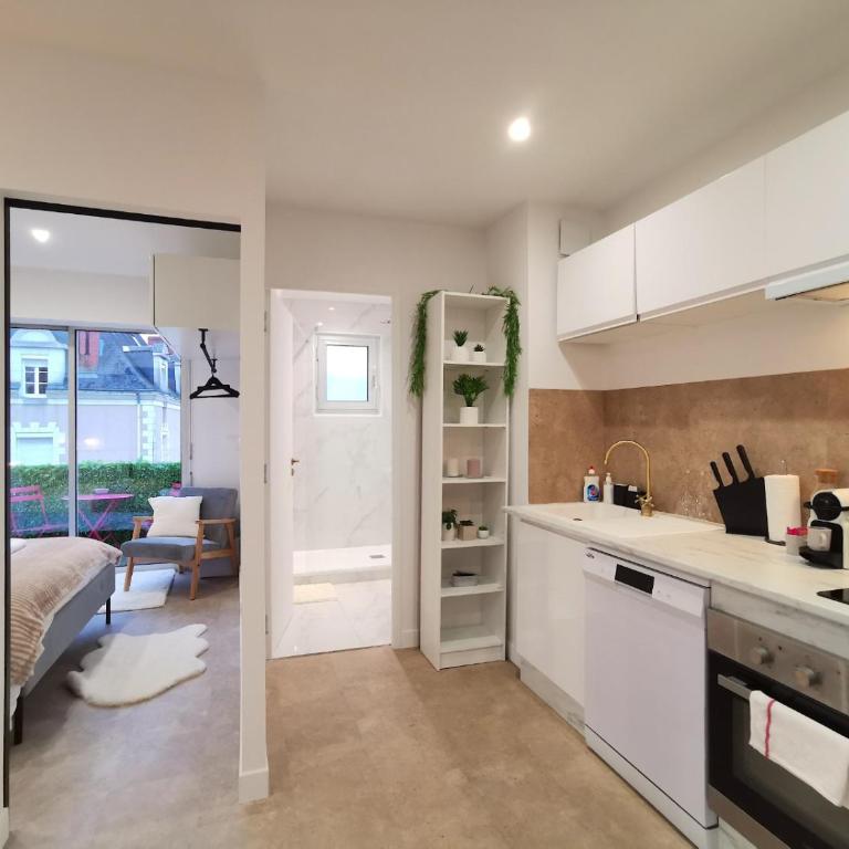 La Verrière - cocon lumineux & confort - balcon et parking gratuit sur place - Appartement 1 Chambre - 4