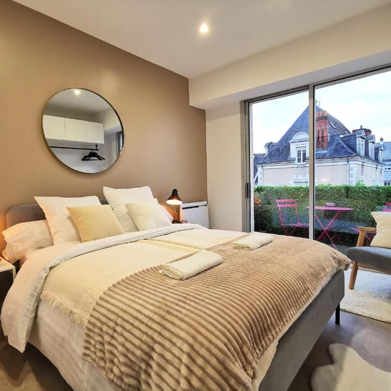 La Verrière - cocon lumineux & confort - balcon et parking gratuit sur place - Appartement 1 Chambre - 5