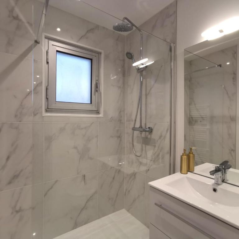 La Verrière - cocon lumineux & confort - balcon et parking gratuit sur place - Appartement 1 Chambre - 7