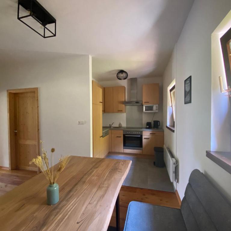 Appartement Rosa - Apartment mit 2 Schlafzimmern - 65