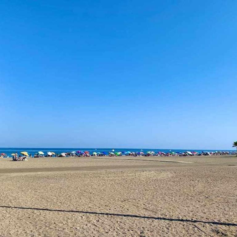 En la 2a línea en Torre del Mar - Apartamento de 2 dormitorios - 5
