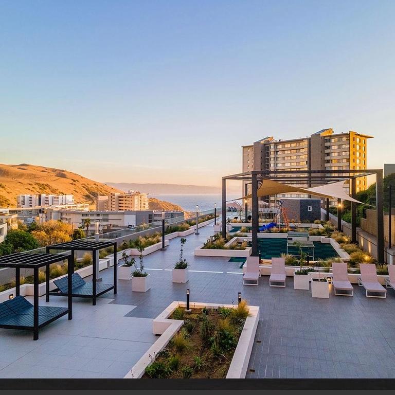 Sunset Arena Concón - Three-Bedroom Apartment - 16