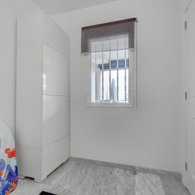Heated Pool Stylish 3 Bedrm Apartment Los Cristianos - Apartamento de 3 dormitorios - 11