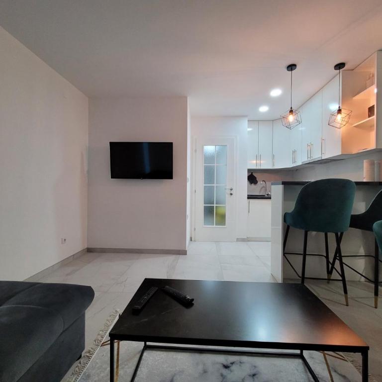 Stan m&s, Boulevard-centar grada - Apartman sa 2 Spavaće Sobe - 5