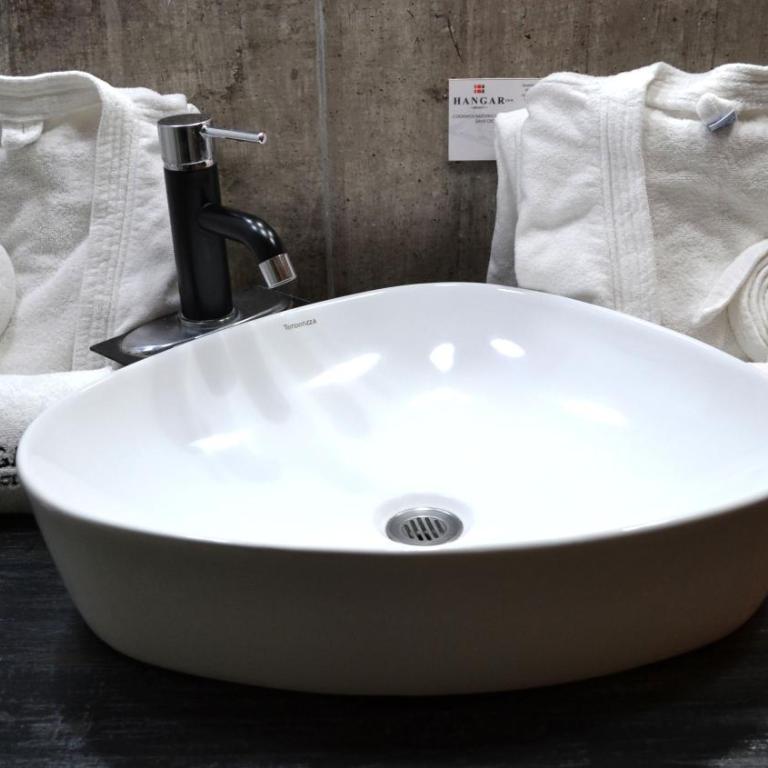 Hangar Select Aeropuerto Guadalajara - King Suite with Spa Bath - 2