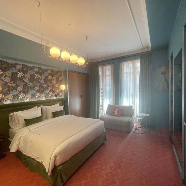 Hotel 33 Marbeuf - Suite Junior Eiffel - 1