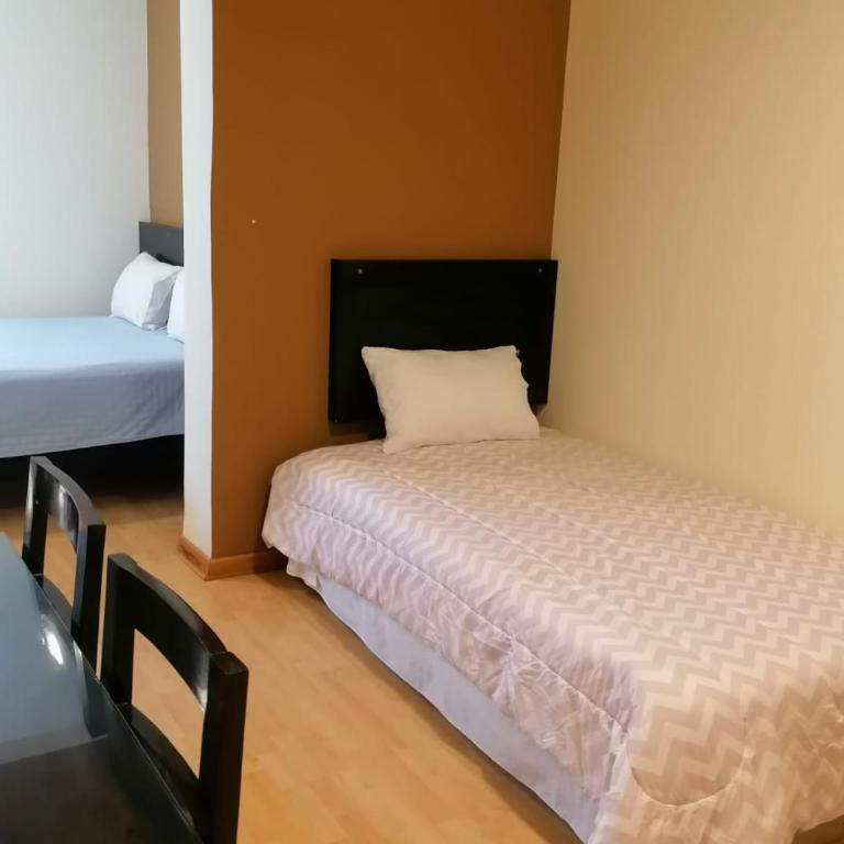 Miraflores Rooms - Habitación Doble con baño privado - 1 o 2 camas - 6