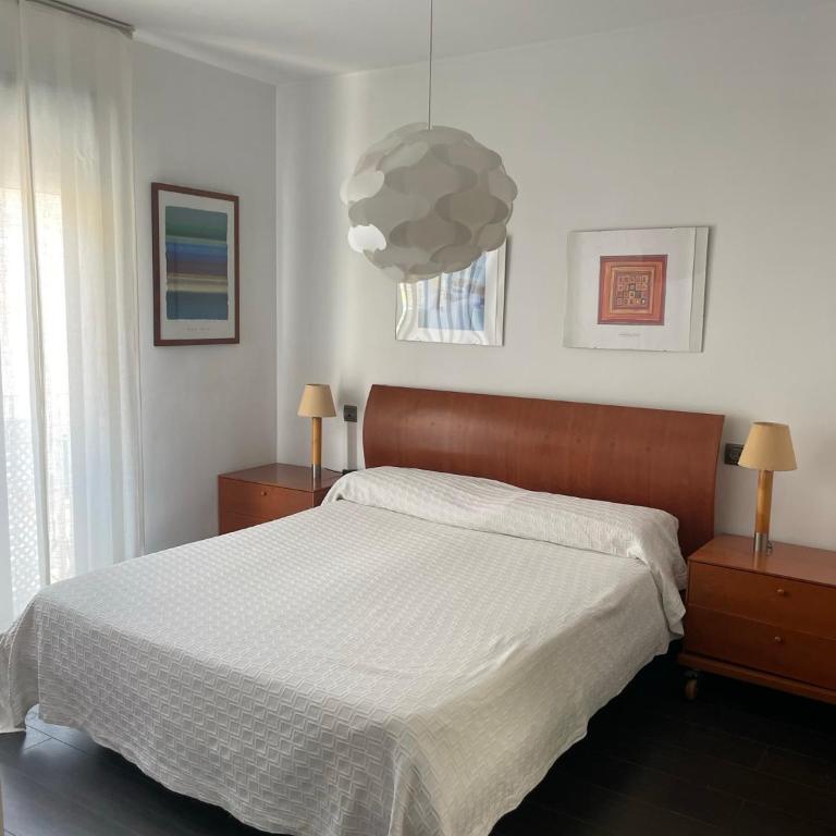 Casa adosada con piscina a 5 minutos de la playa . - Casa de 3 dormitorios - 10