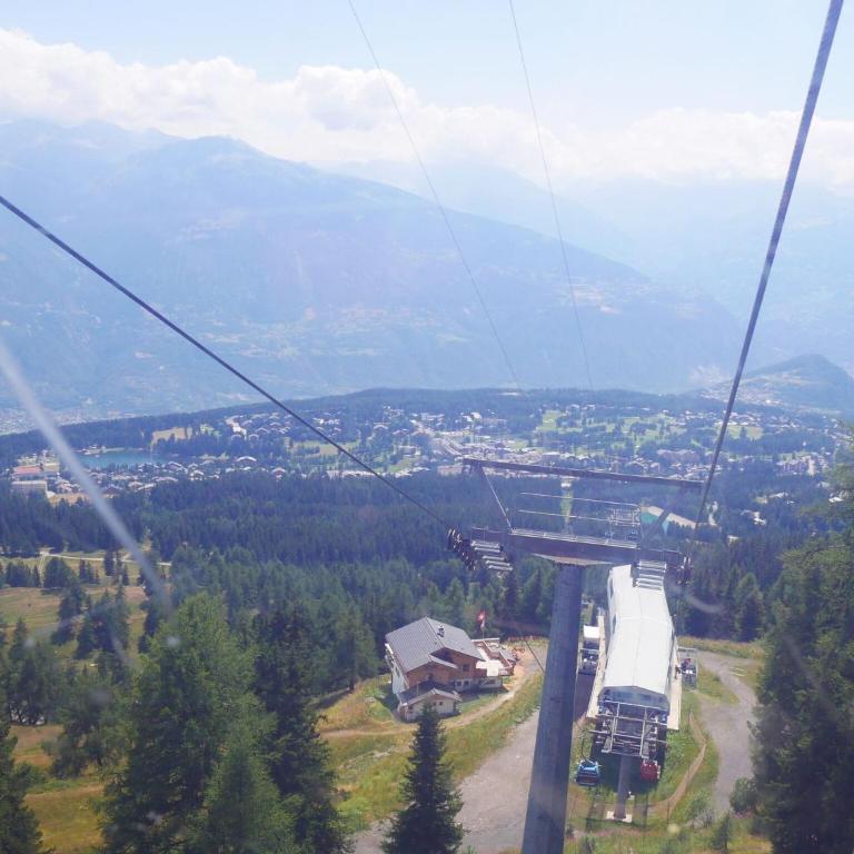 Apartment Crans-Montana near Ski Slopes - Appartement 3 Chambres - 56