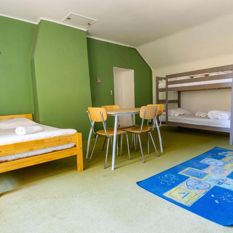Le Gite du Chevreuil, 200 Mètres de BEAUVAL - Villa - 18