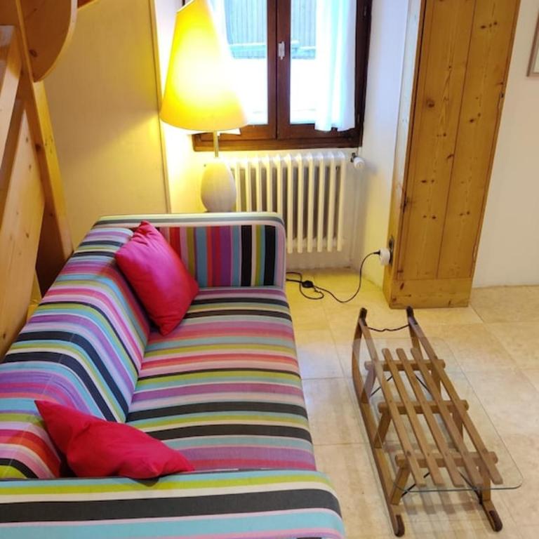 Spacious Ski Chalet In Traditional French Village, sleeps 8, Four Star with fibre broadband - Chalet - 15
