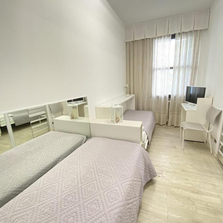 Villetta Trieste-Flexrent Immobiliare Abissinia - Appartamento con 3 Camere da Letto e con Balcone - 17