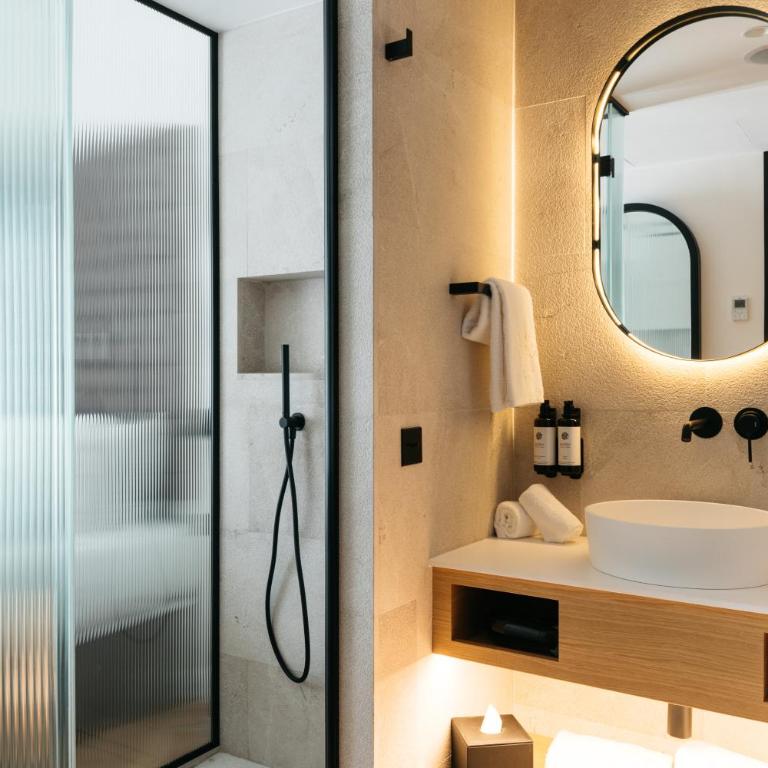 Boutique Hotel Petit Montisión - Habitación Doble Estándar - 5