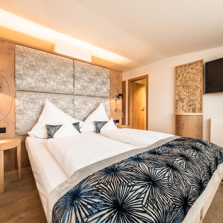 Das Rübezahl - Romantic Hideaway & Boutique Spa - Deluxe Themensuite Royal - 10