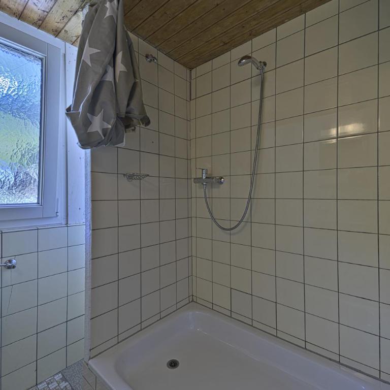 Chalet Speciale - Celerina - Dreibettzimmer mit Gemeinschaftsbad - 5