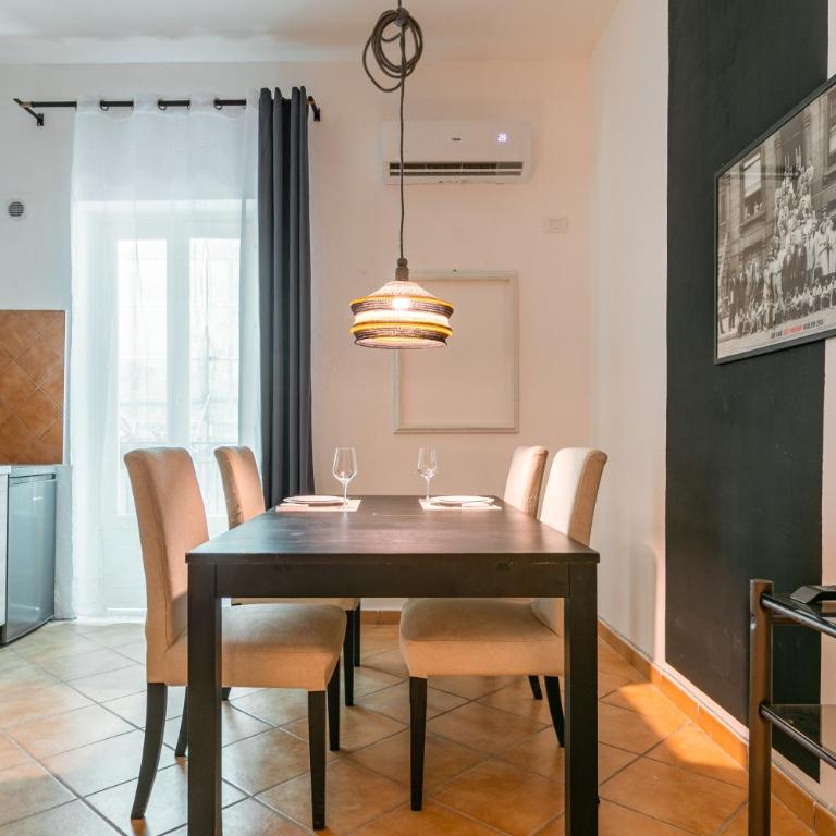 GuestHost - Ballarò Central Cozy Studio with Balcony - Monolocale - 2