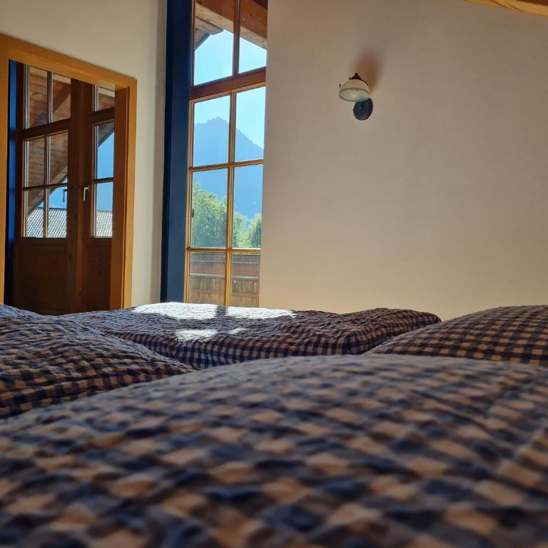 Toller Bergblick vom ruhigen Sonnenbalkon, nur 50m zum See & ÖPNV inklusive - Apartment mit Blick auf die Berge - 11