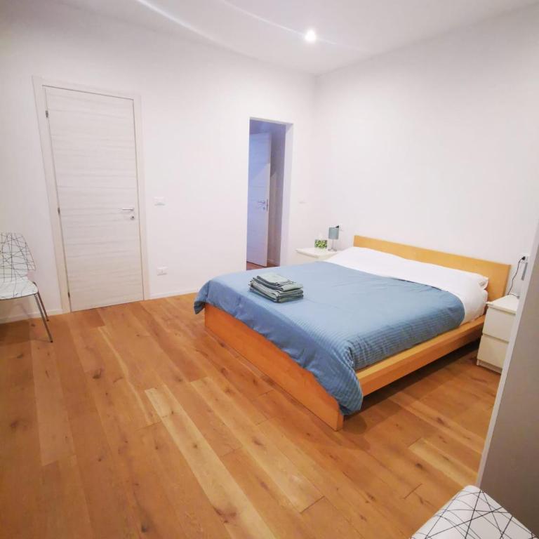 Morandi's - Double Room with Private Bathroom - 2