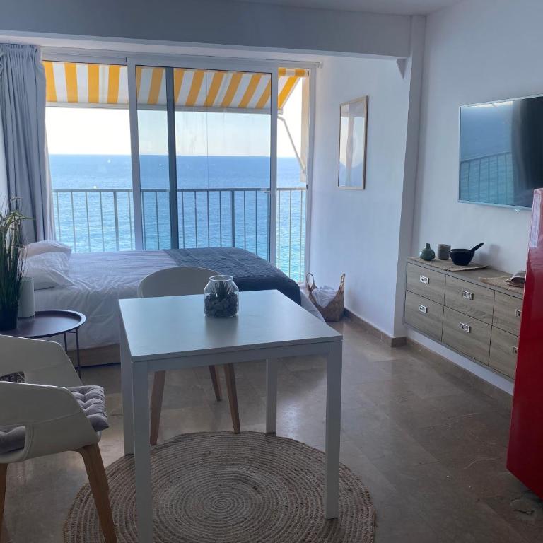 Sunrise beach palace studio - Apartamento de 1 dormitorio - 2