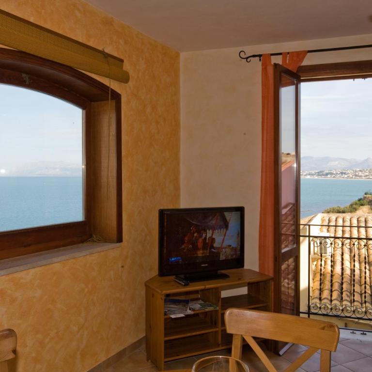 Balconi Sul Mare Appartamenti - Appartamento con Vista Mare - 17