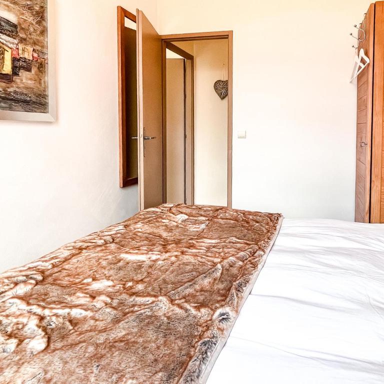 Bright, spacious South-facing 1-bedroom apartment - Apartment mit Blick auf die Berge - 30