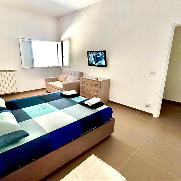 Villa Costanza - Three-Bedroom House - 59