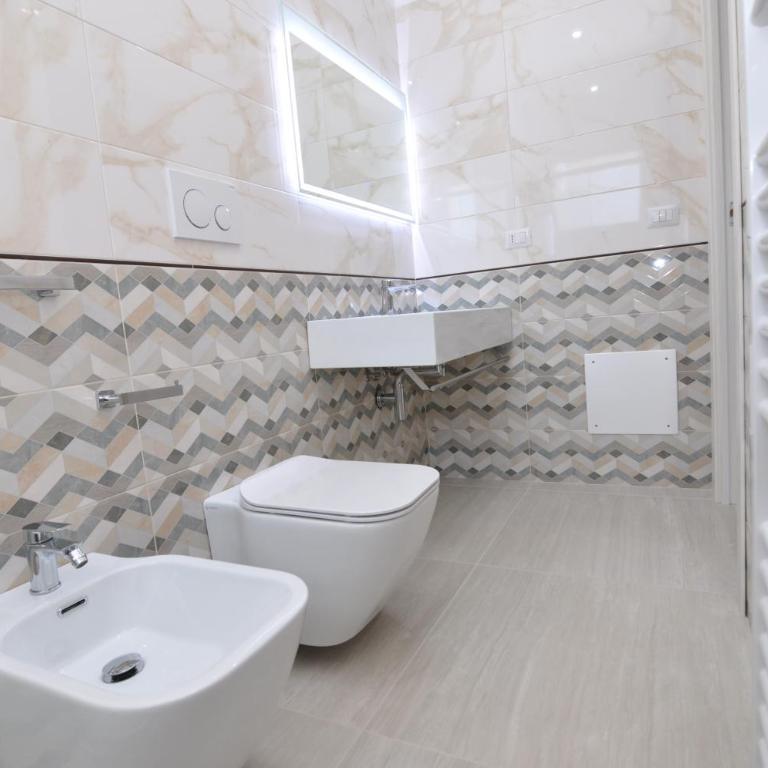 BLANC Apartments e Rooms - Deluxe Double Room with Balcony - 9