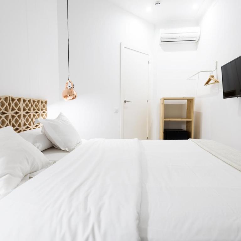 Bruc & Bruc - Standard Double Room with Shared Bathroom - 6