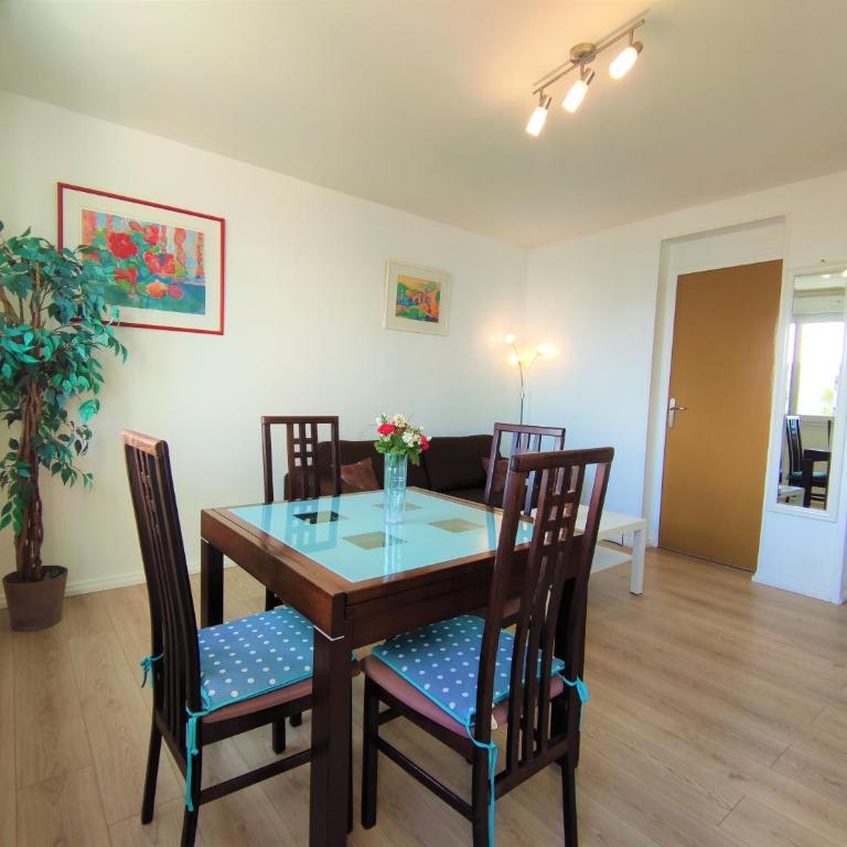 6 appartements et 4 adresses à mi-chemin entre le Vieux Port et l île de Ré - Appartement 2 Chambres - 6