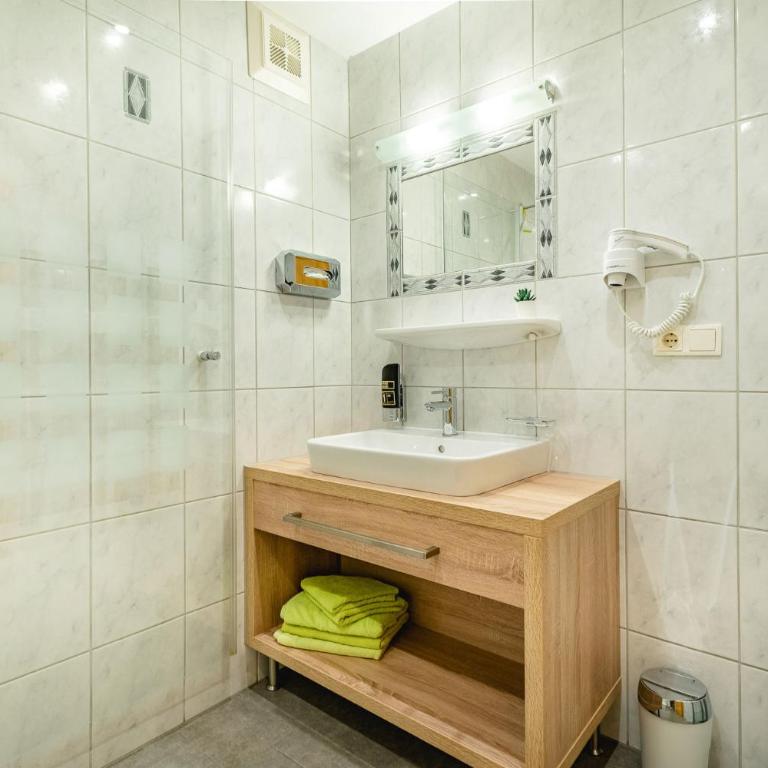 Aparthotel Hummerau - Apartment mit 2 Schlafzimmern und Garten - 11