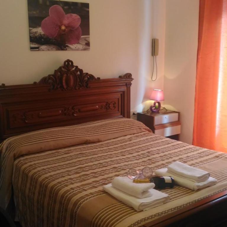 Hotel California - Economy Triple Room - 4