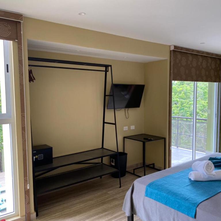 LOL-HA Cancún Hotel Boutique - Double Room with Pool View - 3