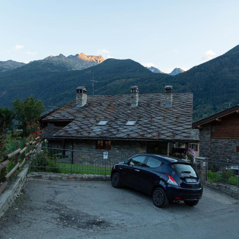 Maison Mont-Blanc - Two-Bedroom Apartment - 21