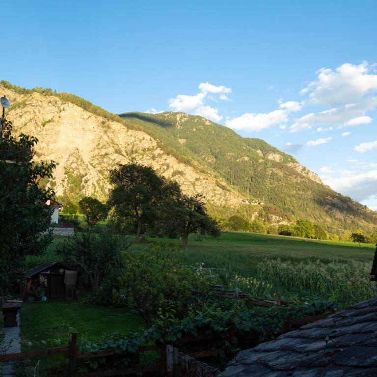Maison Mont-Blanc - Two-Bedroom Apartment - 26