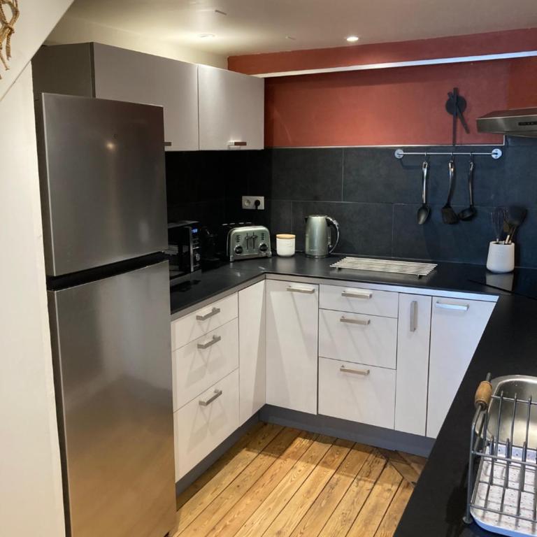 Appartement cosy au cœur de la ville d’été - Apartamento de 2 dormitorios - 14
