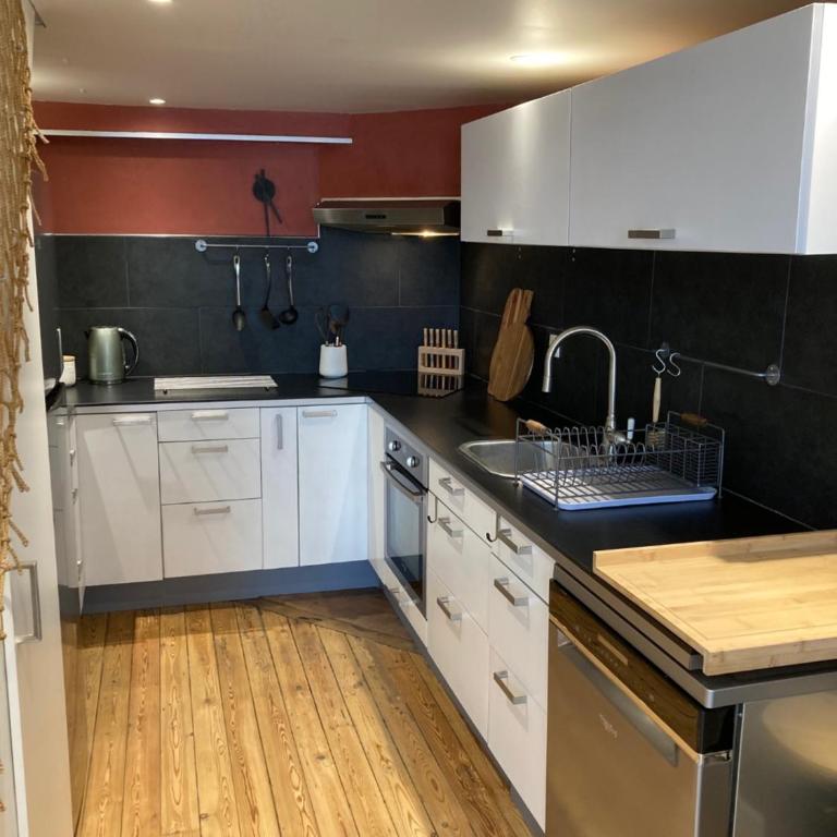 Appartement cosy au cœur de la ville d’été - Apartamento de 2 dormitorios - 13